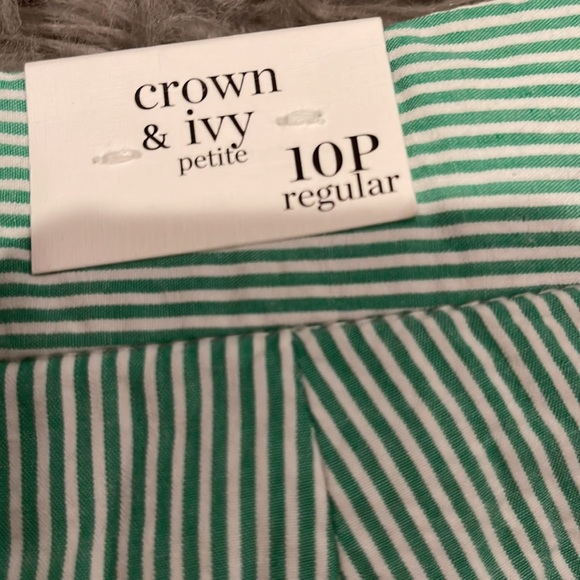 Crown &Ivy petite shorts - Picture 3 of 4